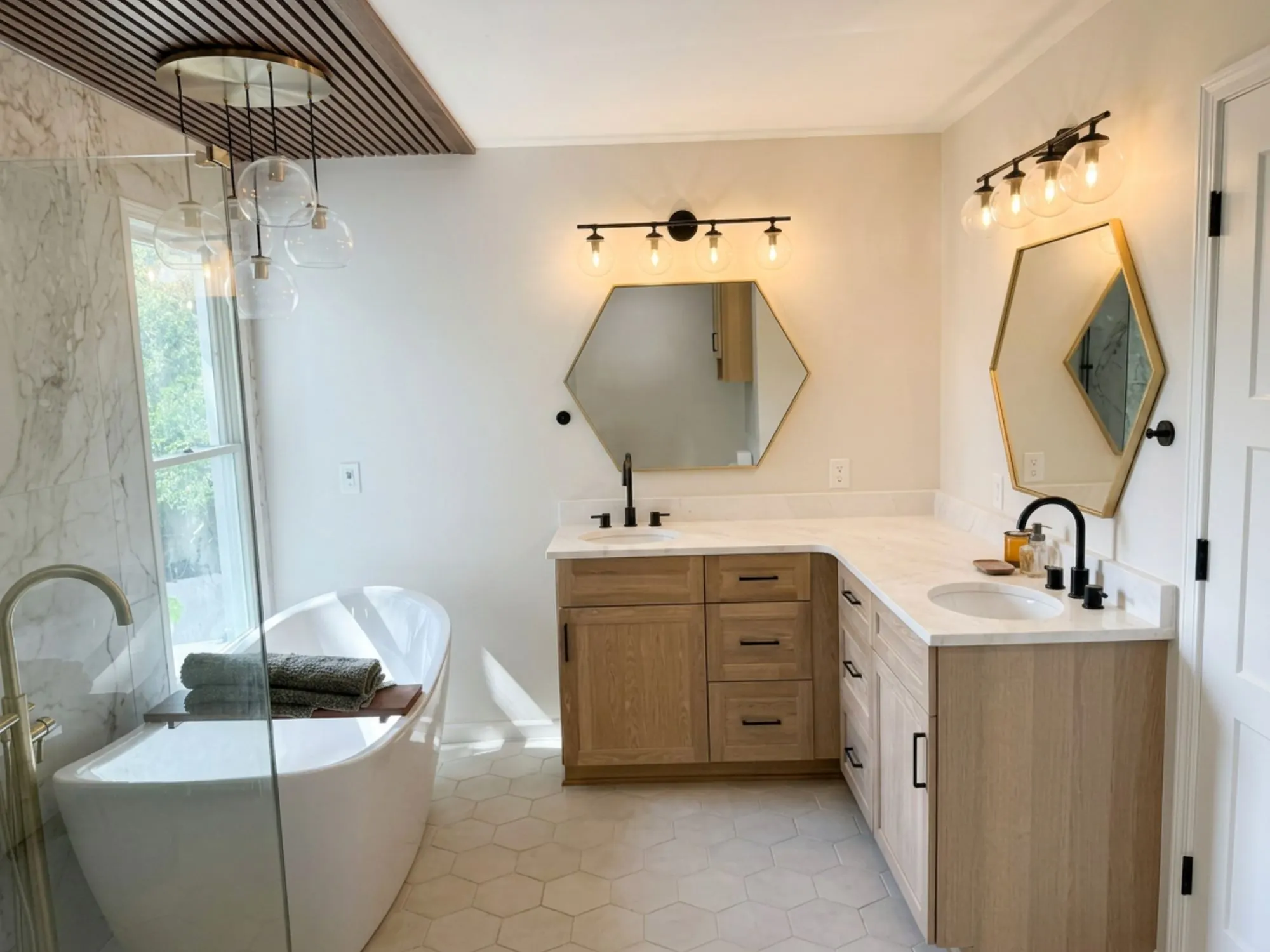 Kansas City bathroom renovation with walk-in shower and tile detailing