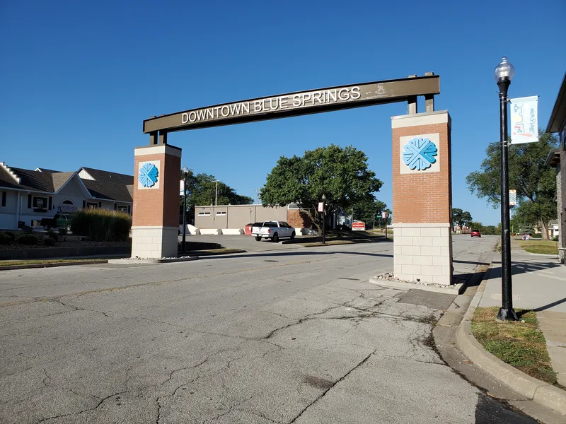 Downtown Blue Springs, Missouri entrance archway